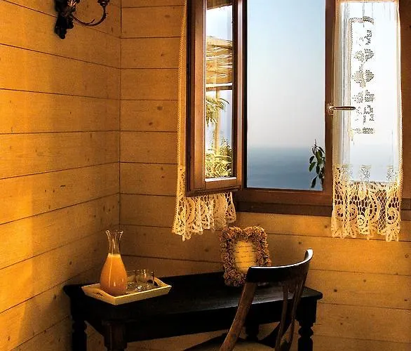 Agriturismo Natta Di Monte Tabor منزل ريفي