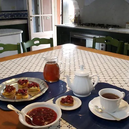 Natta Di Monte Tabor Country house *